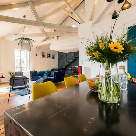 Skyview Keyweek Duplex In Center * Biarritz